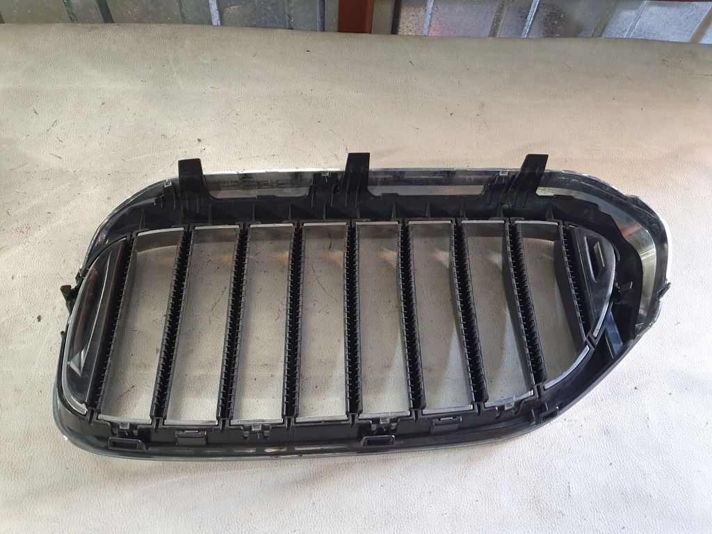 Решётка радиатора решётка  радиатора решётка радиатора bmw 5 g30 g31 правый в Украине