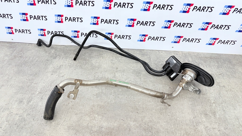 Купити Mercedes w177 a35 труба шланг заливної пального бензин 4matic комплект  a1774701700