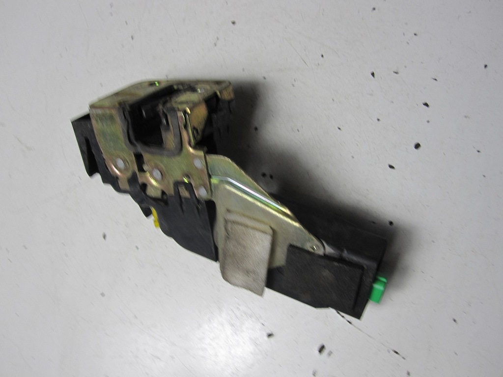 фото №8, Замок дверь передний правый volvo s40 96r