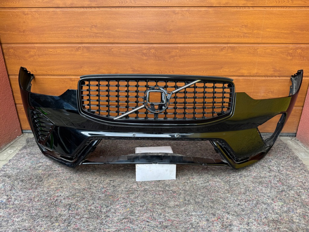 Купить Volvo xc60 ii 2 r-design рестайлинг  21- решётка радиатора под камера бампер передний 32234958