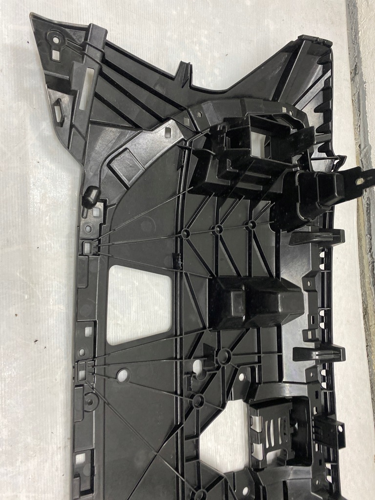 фото №7, Підсилювач решітка радіатора бампер перед audi q4 e-tron