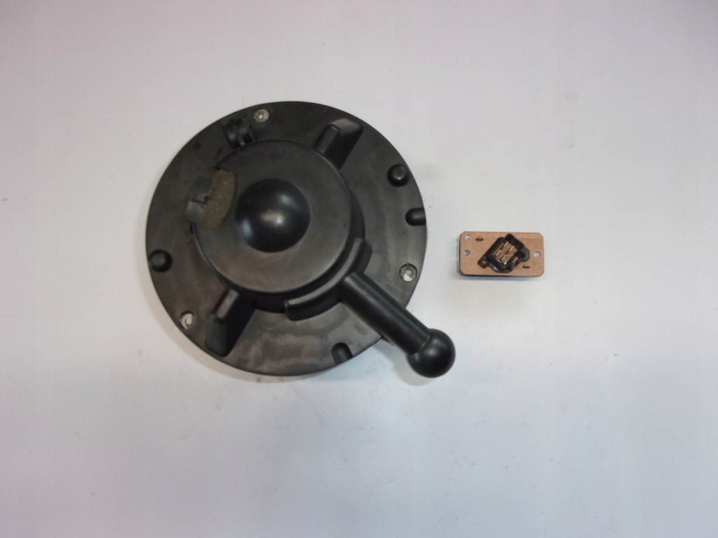 фото №2, Повітродувка повітря резистор mazda tribute i