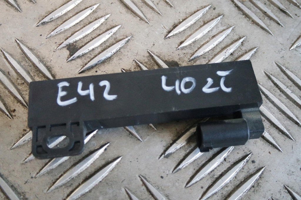 фото №1, Модуль антенны maserati levante 68067753aa