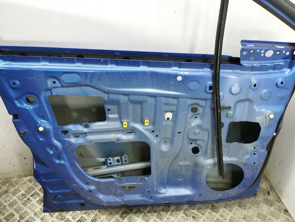 фото №10, Toyota c-hr i 2020 левая сторона дверь передние