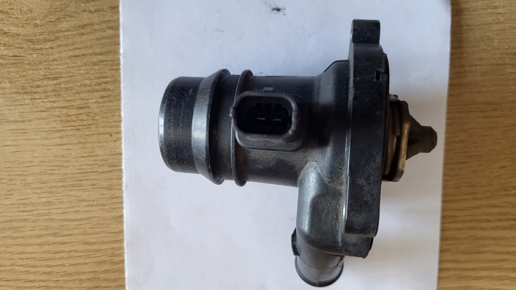 Opel corsa e/d,mokka ,adam, meriva b,zafira c,astra j корпус термостата Недорого