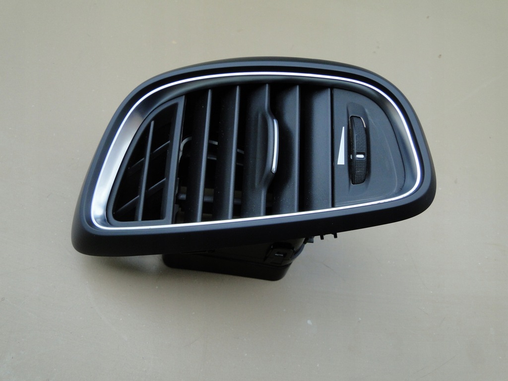 фото №2, Правая решётка обдув renault espace v