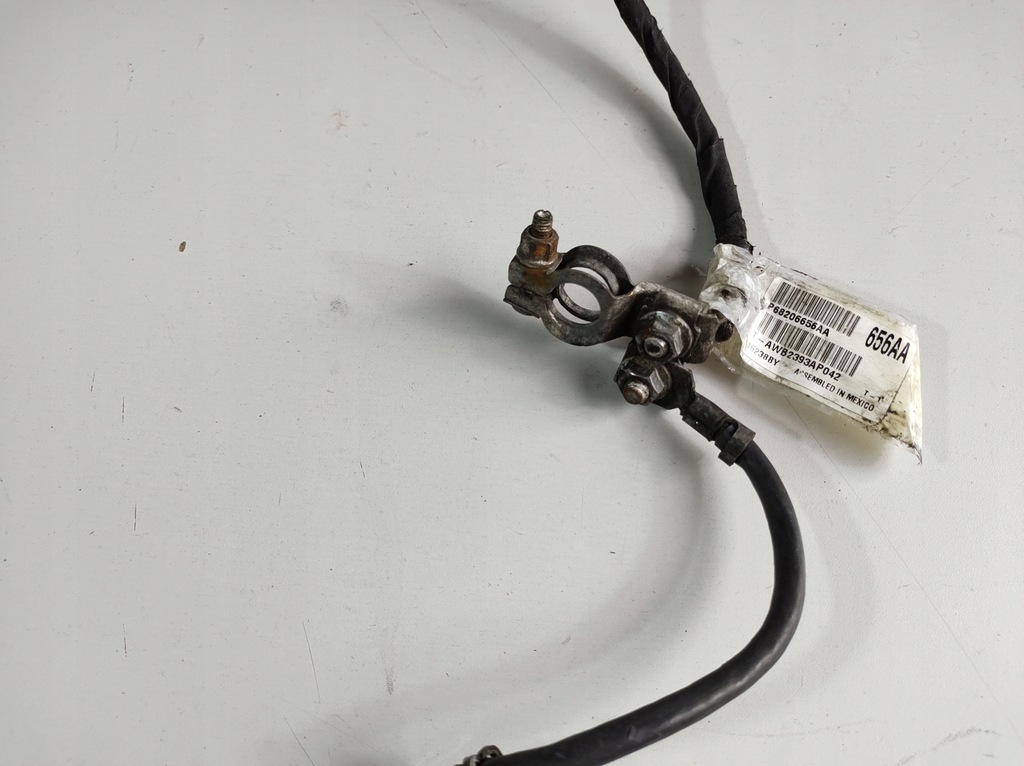 фото №9, Jeep compass 2.2d 13r- клемма аккумулятор