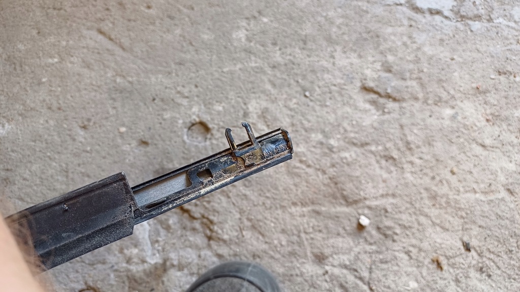 фото №7, Mazda 2 07-14 de молдинг дверь правая задняя задняя