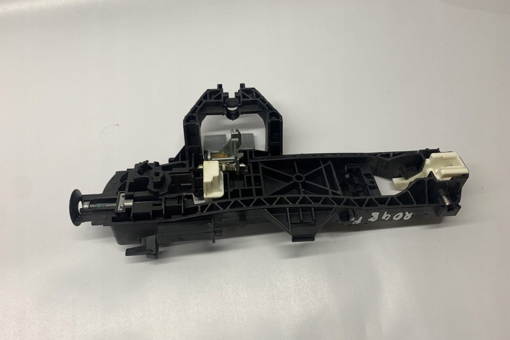 фото №7, Рамка ручка передніх правих двері mercedes-benz c w204 a2047600834