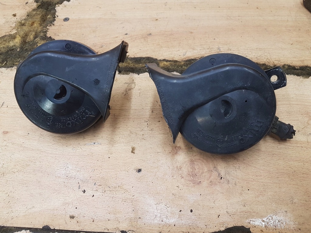 фото №1, Клаксон сигнал звуковой комплект volvo 850