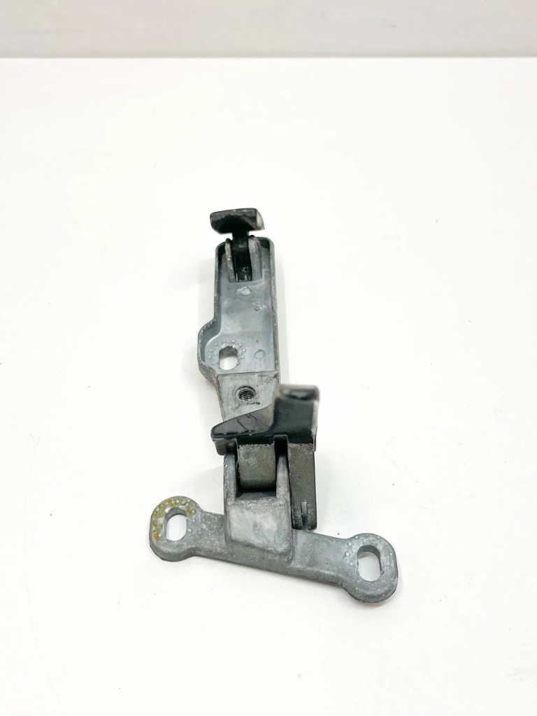 Передняя правая ручка внутренняя mercedes-benz sl r107 a1077600461 Недорого