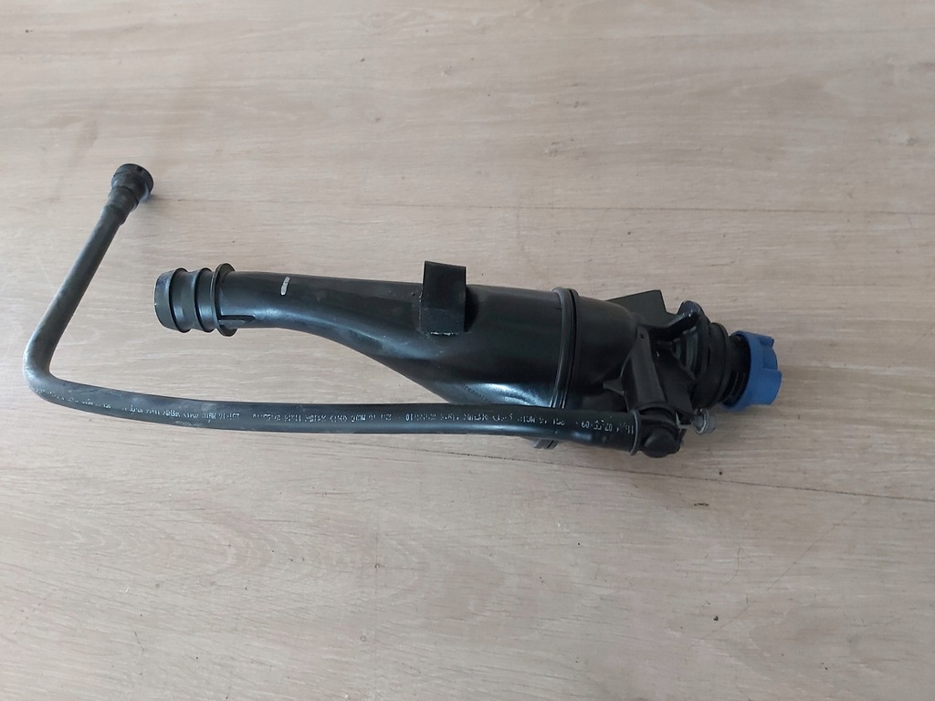 фото №3, Toyota proace expert jumpy заливная горловина adblue