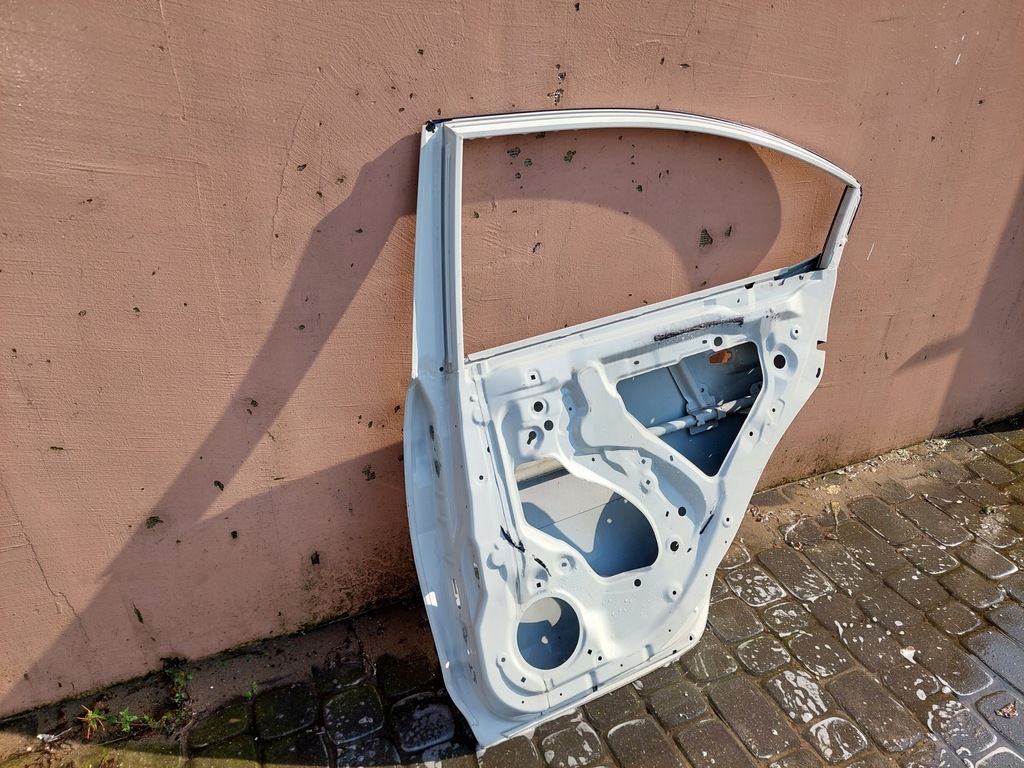 фото №6, Subaru sti wrx 2014- дверь задние задняя правое rzgów łódź