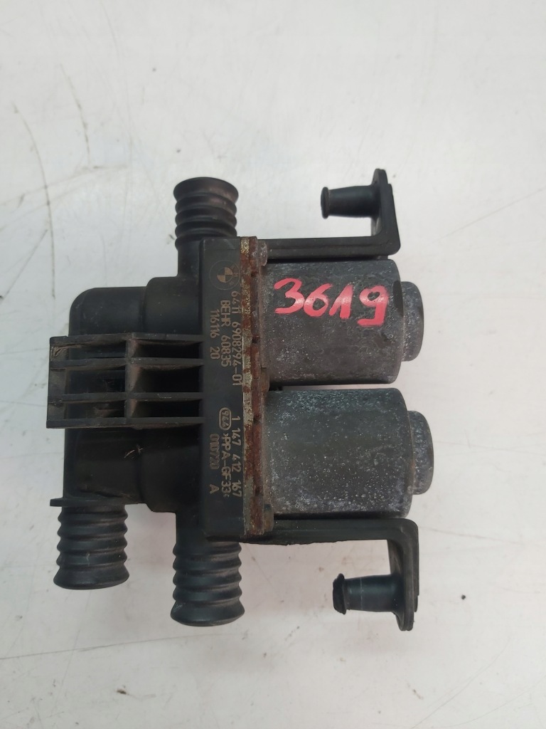 Купити Електроклапан води помпа bmw e65 6908294