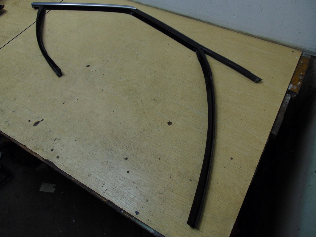 фото №6, Рамка прокладка стекло дверь правый перед ford s-max mk1 lift am21-r21510