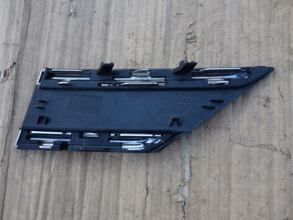 фото №2, Заглушка фаркоп vw arteon lift r-line 3g8 idealna