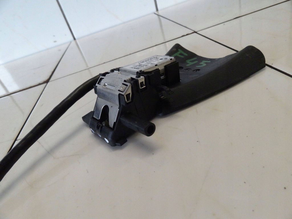 фото №5, Bmw 2 f45 2015 1.5 grantourer камера стекло лобовое радар датчик 9384687