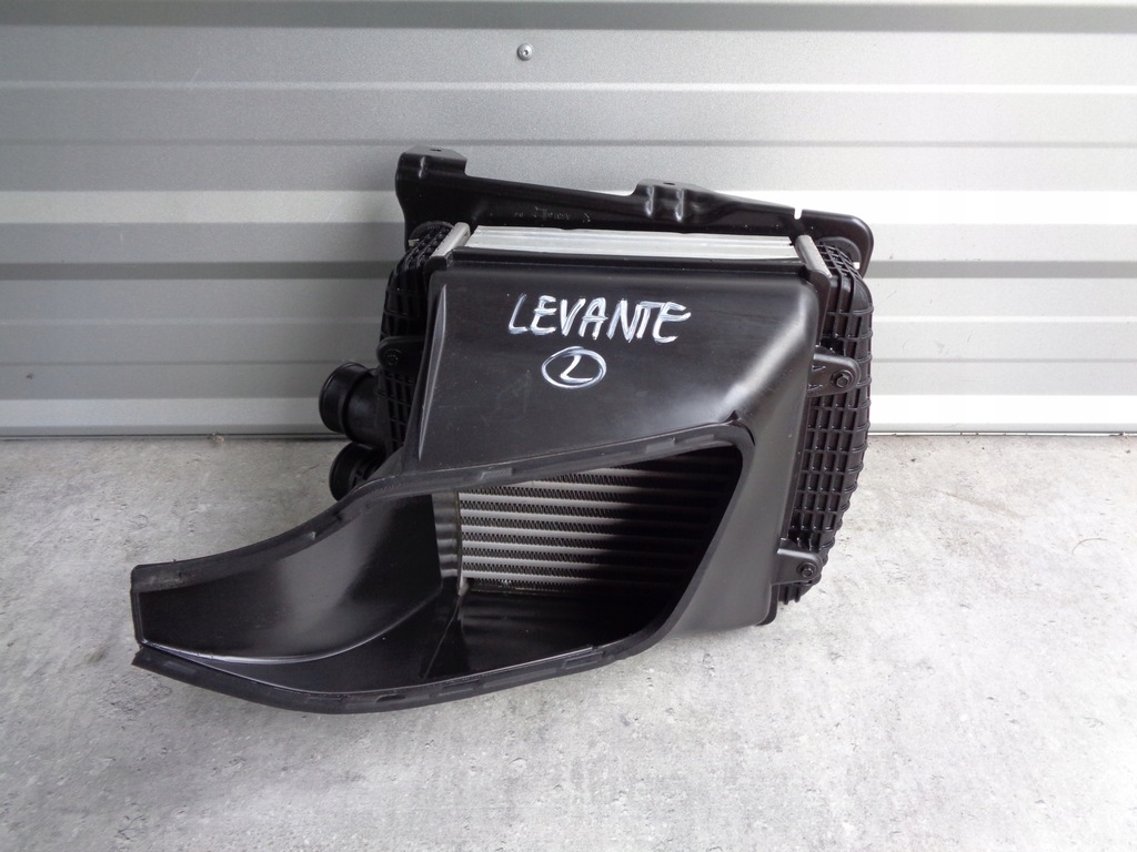 фото №1, Maserati levante интеркулер левый