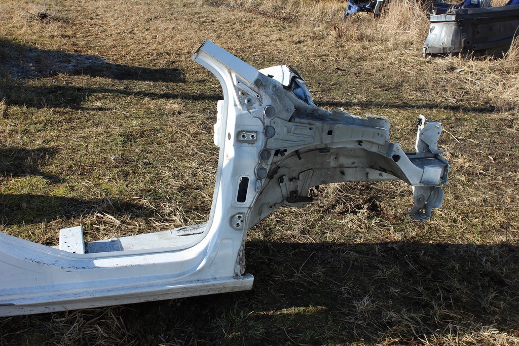 фото №1, Citroen c4 ii чверть передня права lub ліва ewp