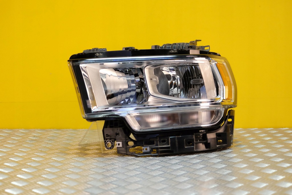 фото №1, Dodge ram 2500 3500 19- фара лампа левая usa