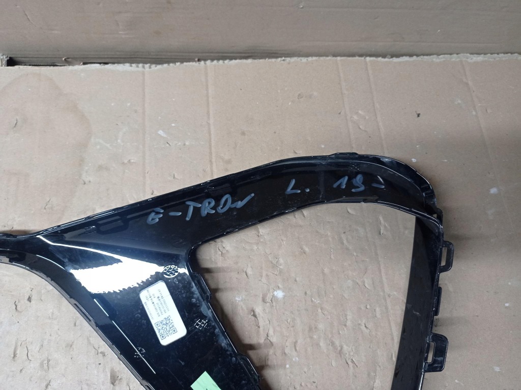 фото №10, Audi e-tron s-line решітка ліва бампера перед 4ke