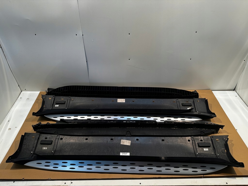 фото №1, Mercedes eqc w293 293 n293 молдинг порог левая