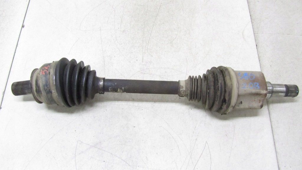 фото №1, Volvo v60 s60 ii 2.0t приводной вал левая перед 31256095