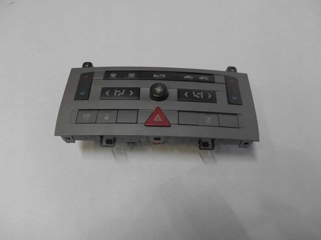 фото №1, Citroen c5 i lift панель кондиционера 96573328yw