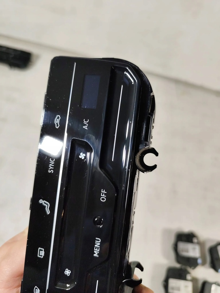 фото №6, Vw passat b8 arteon touran iii панель кондиціонера сенсорний оригінал гарний