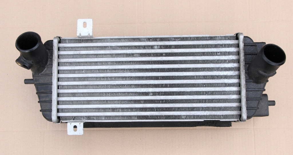 фото №1, Ki13012uf радіатор повітря kia sportage iii ql