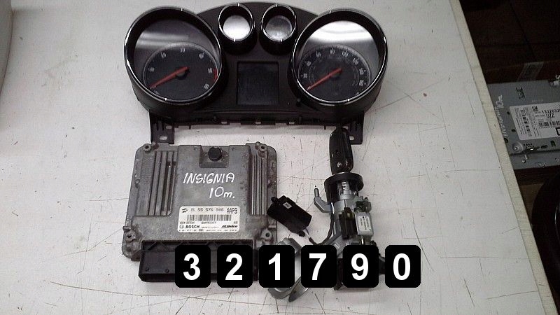 Купить 2010 opel insignia ecu 0281017105 55576906 aap9