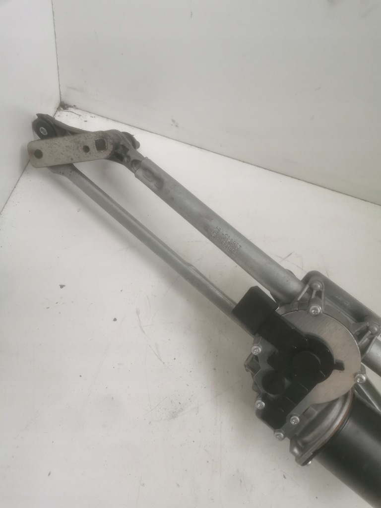 фото №6, Bmw оригинальный номер механизм wycieraczem oem bmw1 механизм дворник