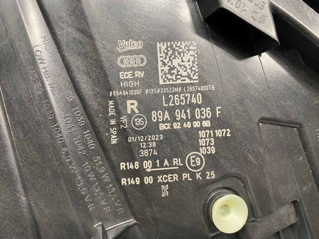 фото №13, Лампа права перед передня full led matrix audi q4 e-tron 89a