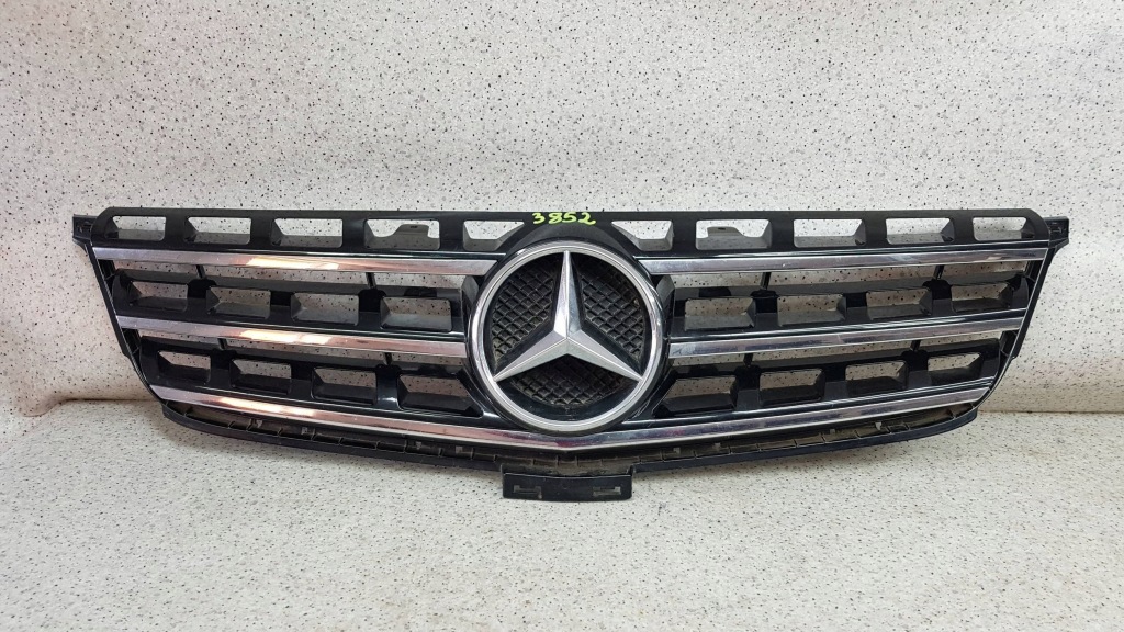 Купить Mercedes ml w166 2012 - решётка радиатора решётка радиатора a1668801085
