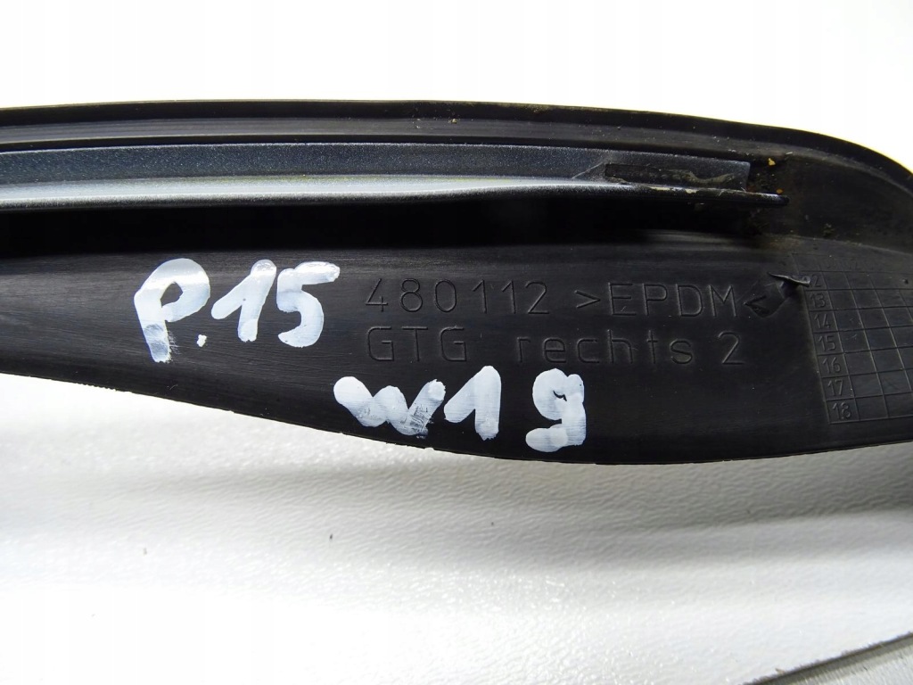 Молдинг накладки скло ущільнювач правий ліва комплект 480111 bmw x3 f25 300 Доставка