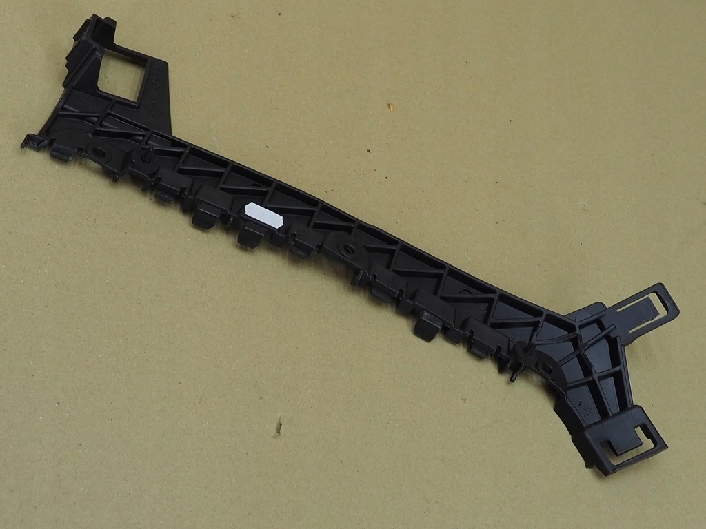 фото №10, Направляющая кронштейн бампера левый задняя ford b-max