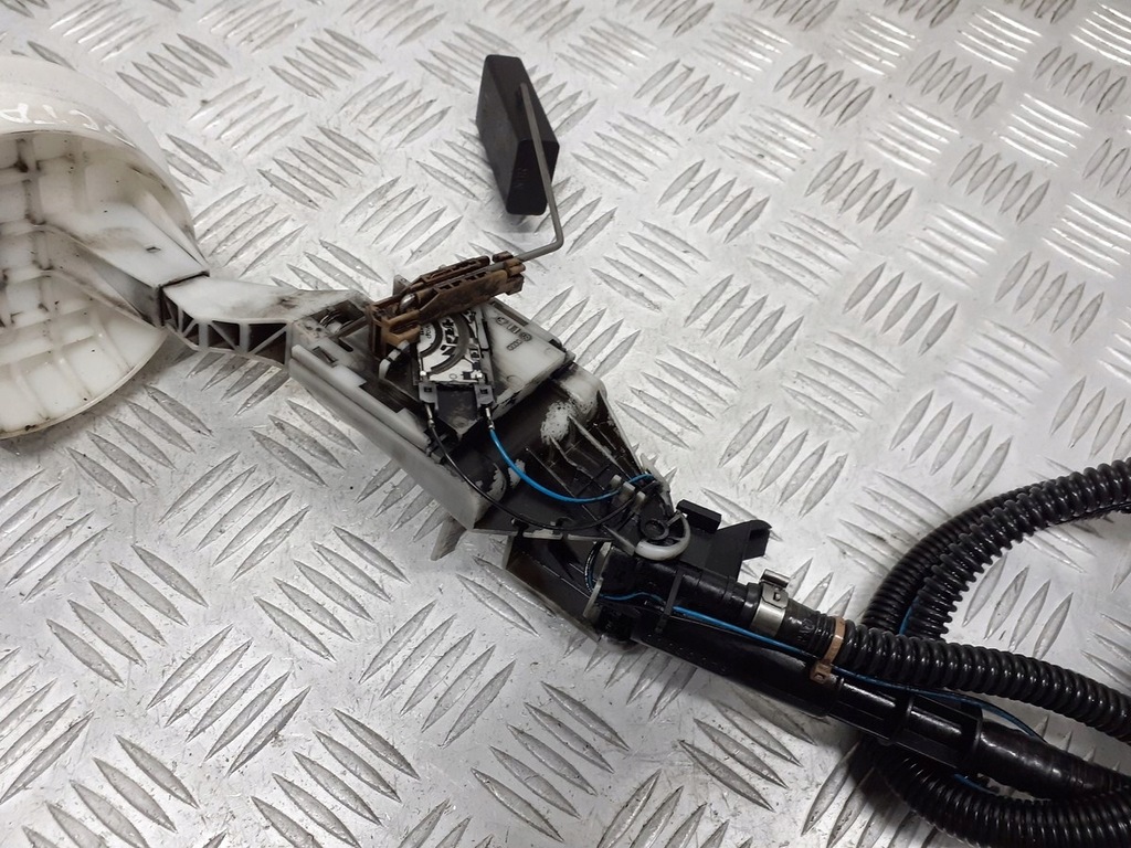 фото №7, Датчик рівня пального skoda octavia i 1.9 tdi