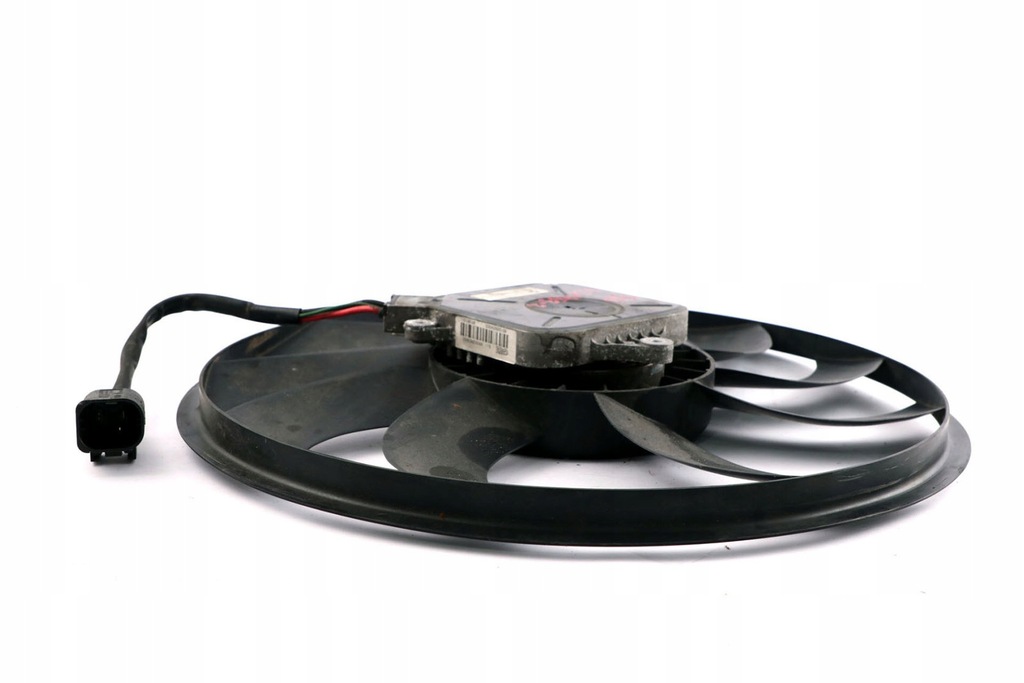 фото №10, Bmw f20 f21 f30 f31 вентилятор вентилятор радиатора 8641963