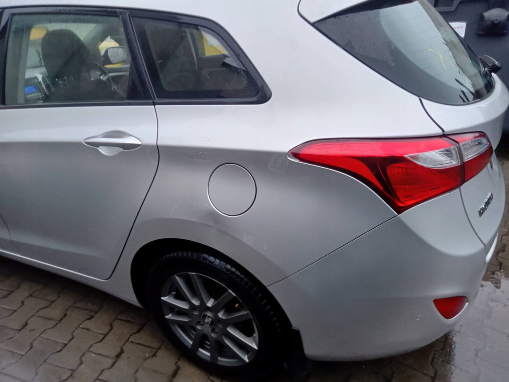 фото №1, Hyundai i30 ii kombi чверть крила лівий задня 2013r