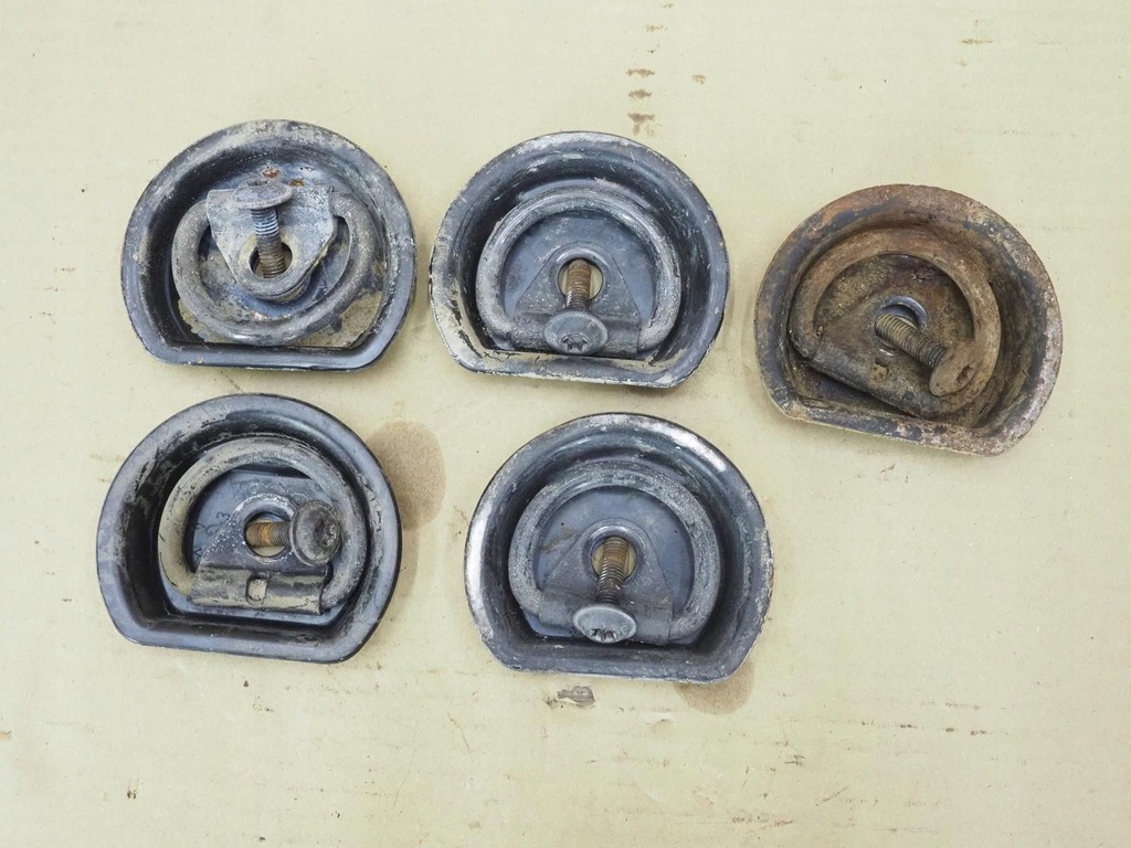 фото №1, Vw crafter sprinter906 кронштейн багажу вушко