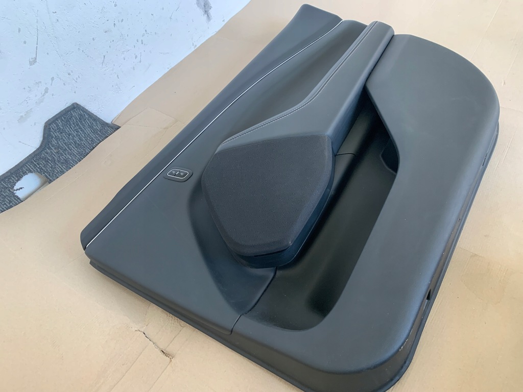 фото №3, Ford mustang mach-e rwd 21r обшивка обивка дверь правый перед передняя