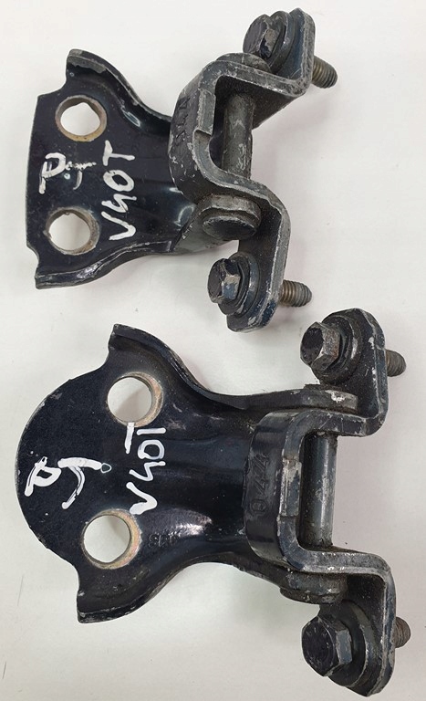 фото №1, Volvo оригинальный номер 31352694 петли дверь пара