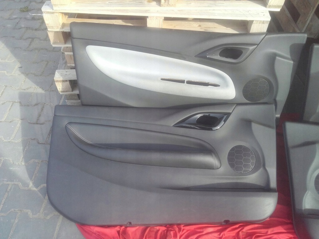 фото №3, Citroen ds3 оббивка двері