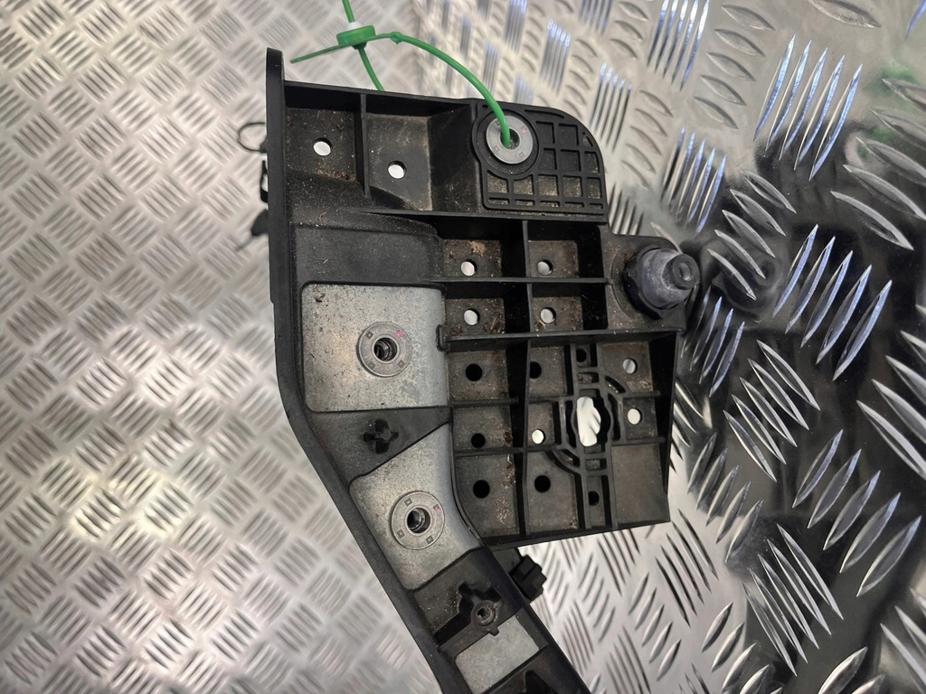 фото №11, Pas передний усилитель renault megane v 5 e-tech