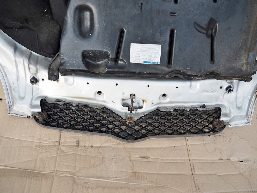 фото №5, Toyota yaris 1 99-06 шумоизоляция шумоизоляция капот крышки двигателя