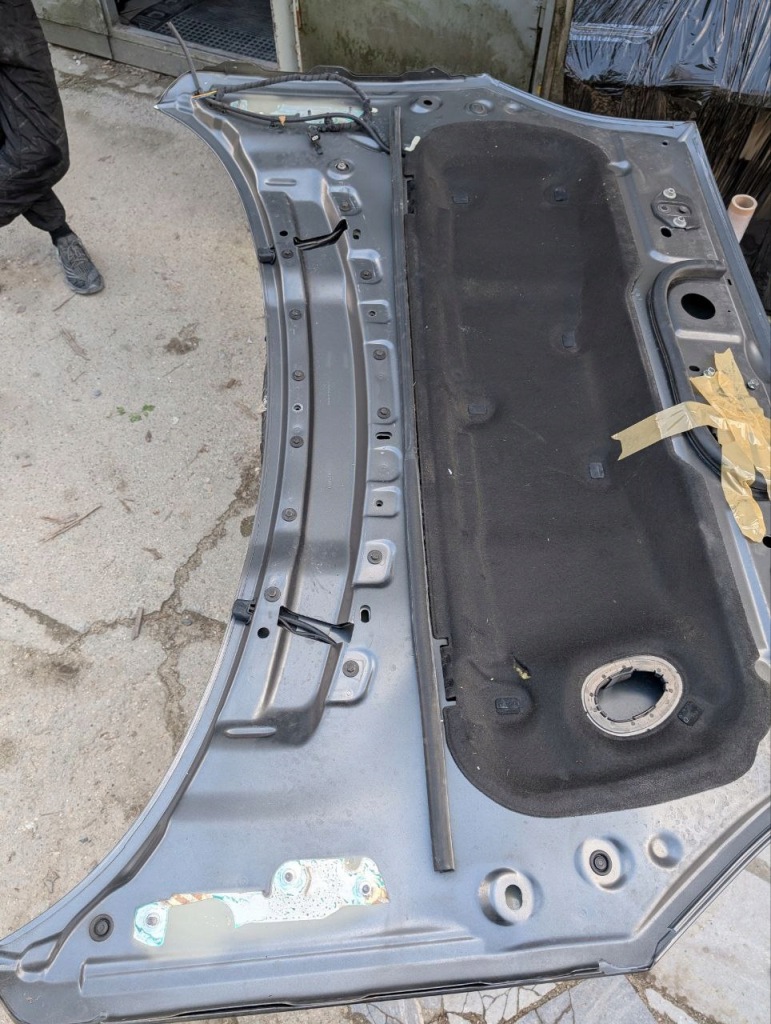 Капот кришка двигуна jaguar e-pace x540 j9c3-16612-aa Недорого