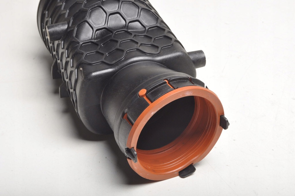 фото №4, Volvo s60 iii v60 ii 2.0 16v t6 plug-in hybrid труба резонатор 31474846