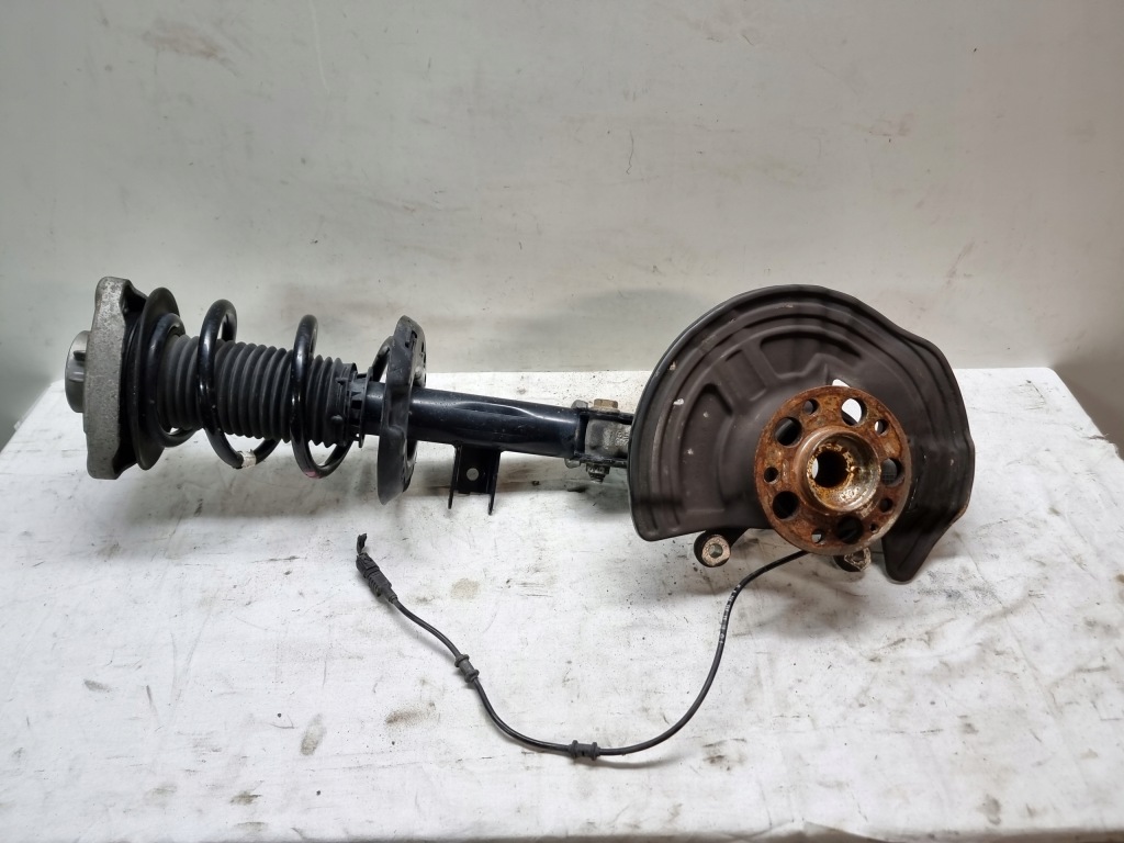 Купить Mercedes w176 поворотный кулак амортизационная стойка левая