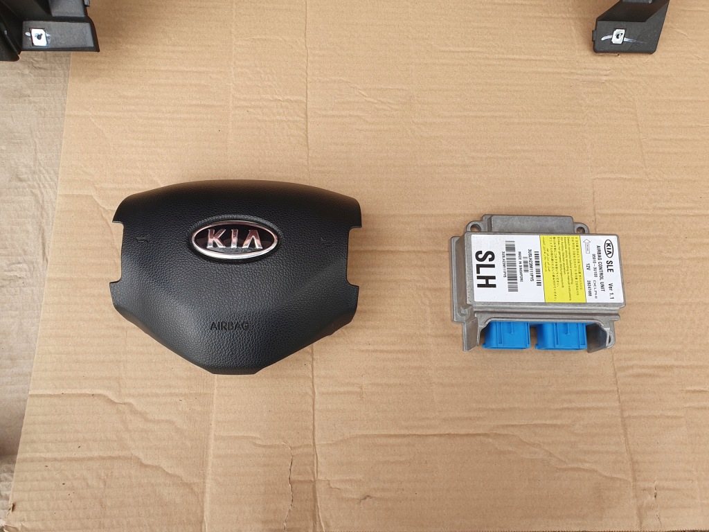 фото №8, Консоль панель приладів приладова pulpit подушка подушка безпеки ремені kia sportage iii uk