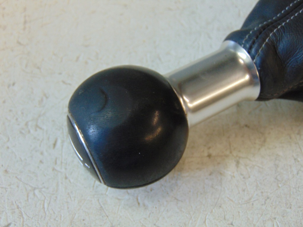 фото №16, Повітропровід чохол ручка 5 передача шкіра audi a4 b7